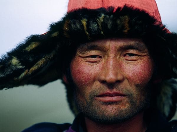 民族宗教：蒙古族